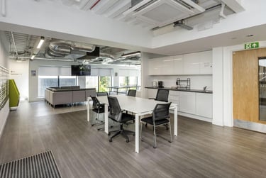 1 bed studio, Hollingdean Road, Elm Grove, Brighton, BN24QY - Image 1